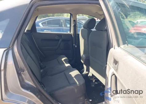 2009 Ford Focus Se z USA, uszkodzony, nr VIN 1FAHP35N39W113025